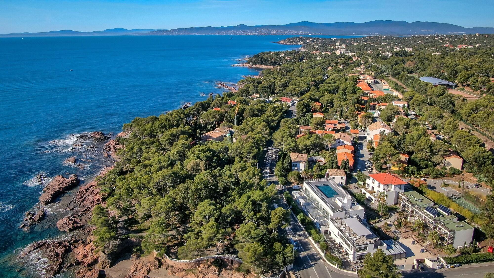 Отель Sowell Family Riviera Сен-Рафаэль Экстерьер фото
