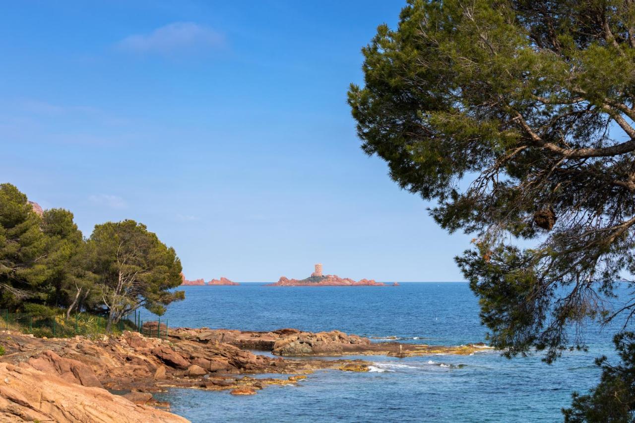 Отель Sowell Family Riviera Сен-Рафаэль Экстерьер фото